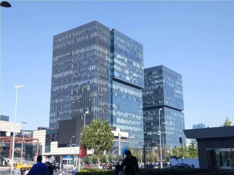 1647226414454632.jpg 绿地中心.jpg