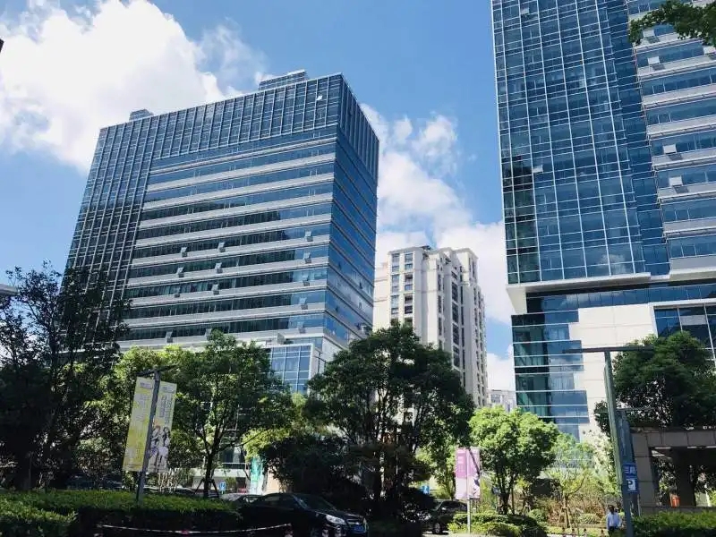 1647241018742667.jpg 东航滨江中心.jpg